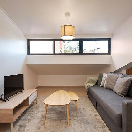 Central Gem IV - Lisbon Trendy Santos District With Dedicated Workspace 外观 照片