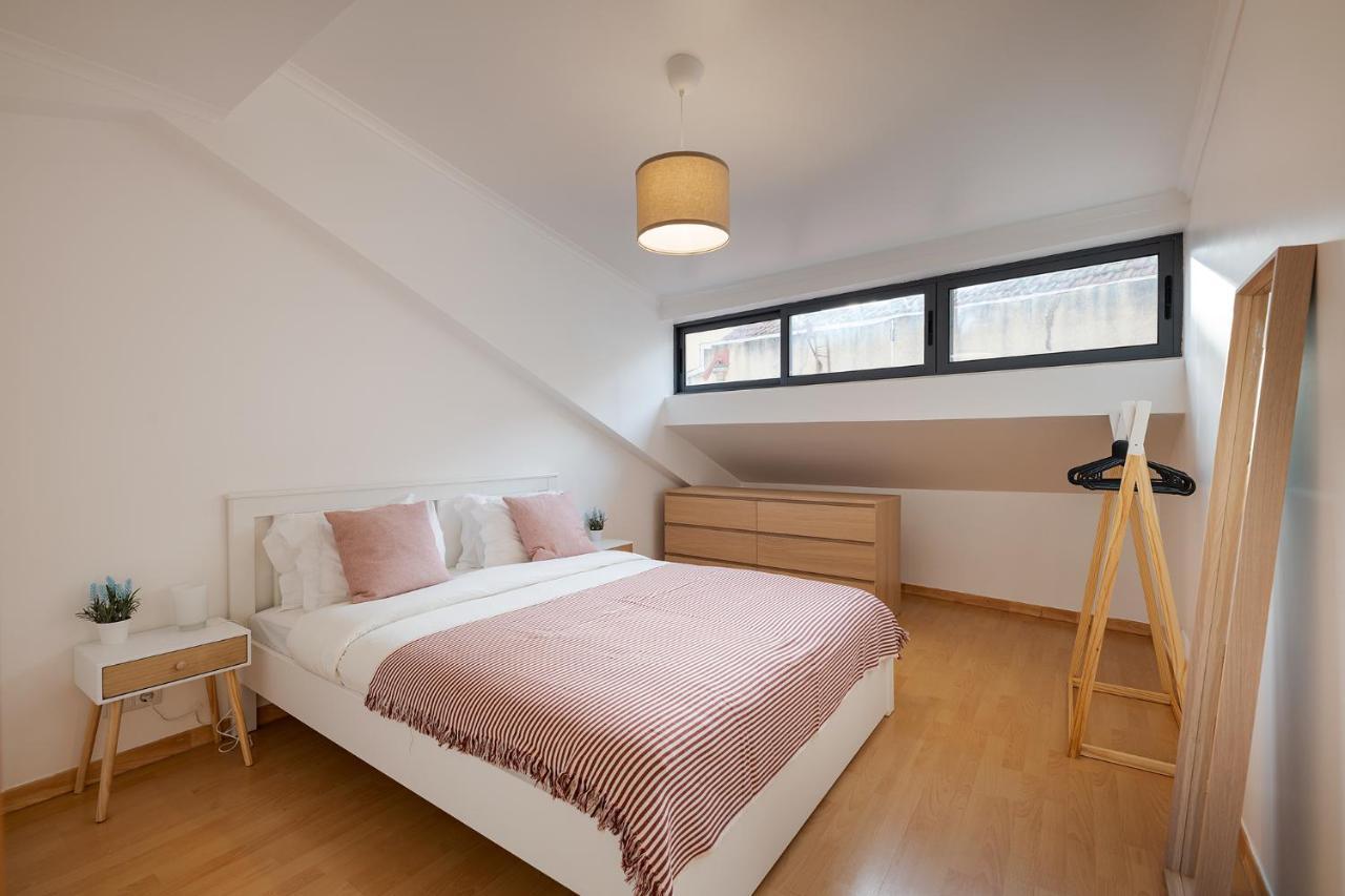 Central Gem IV - Lisbon Trendy Santos District With Dedicated Workspace 外观 照片